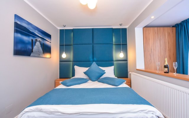 Primo - One Bedroom Apartment - Next to Cismigiu Park and Victoria Avenue