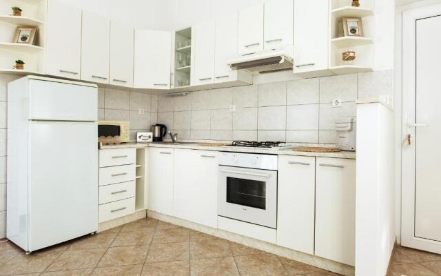 Apartment Lidija