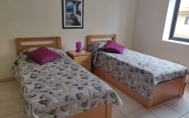 Comfortable Apartment Very Close To Ghadira Bay