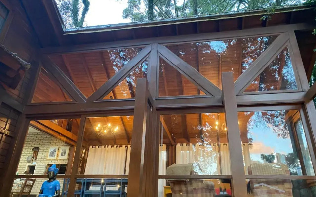 Casa Estilo Canadense - Canela