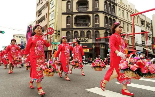 Lu-Kang Traveler Inns