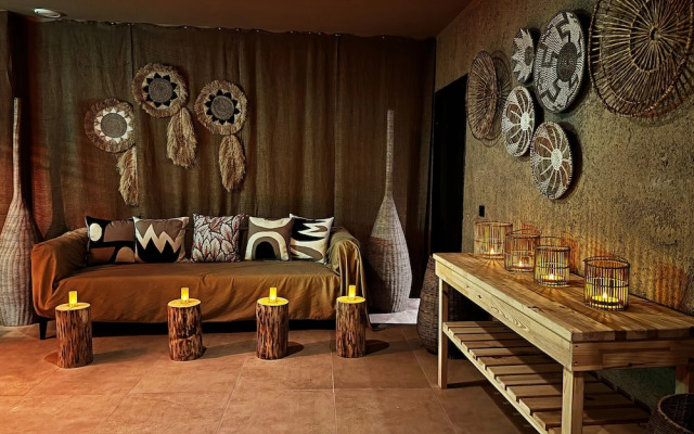 Wolf Of The City Hotel & Spa