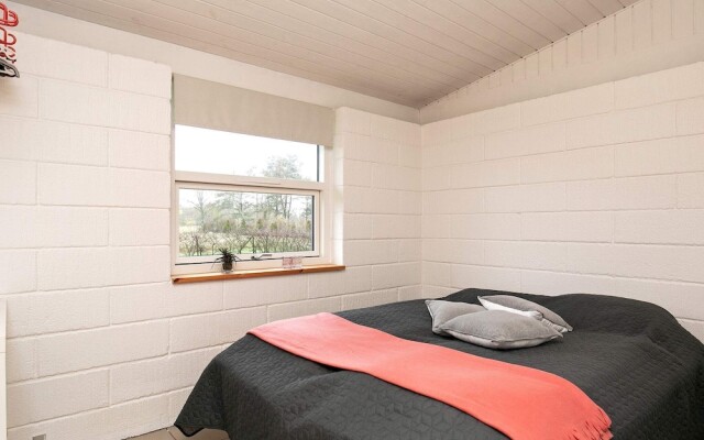 6 Person Holiday Home in Vemb
