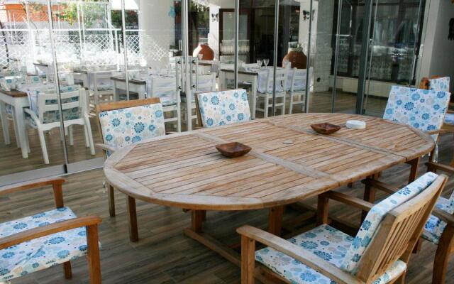 Sare Beach Hotel