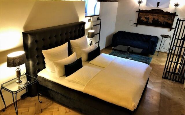 Luxus Apartment Colloseum