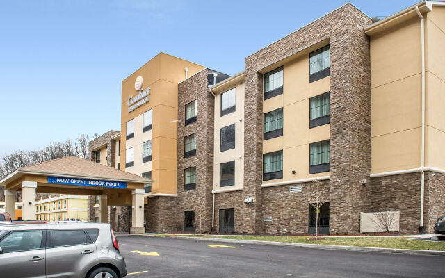 Comfort Inn and Suites