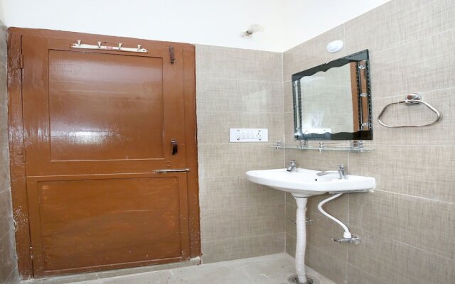 OYO 12060 Home Hill View 3BHK Bharari