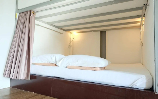 A Plus Hotel