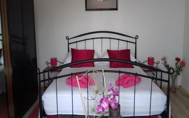 Jugana - With Pool - A2 Gornji