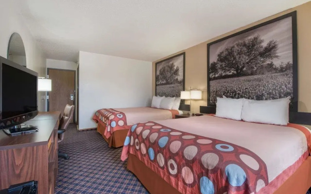 Super 8 College Station