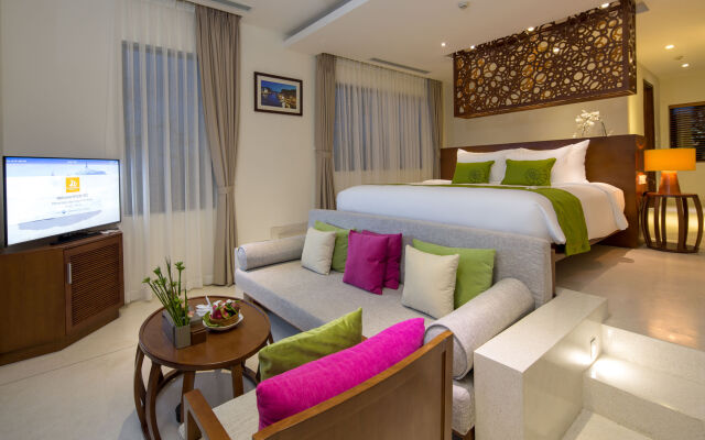 Cam Ranh Riviera Beach Resort & Spa