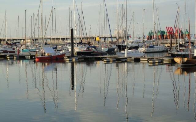 Time out Zu2! Modern Retreat