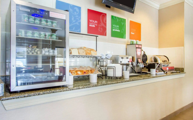 Comfort Inn Birmingham - Irondale