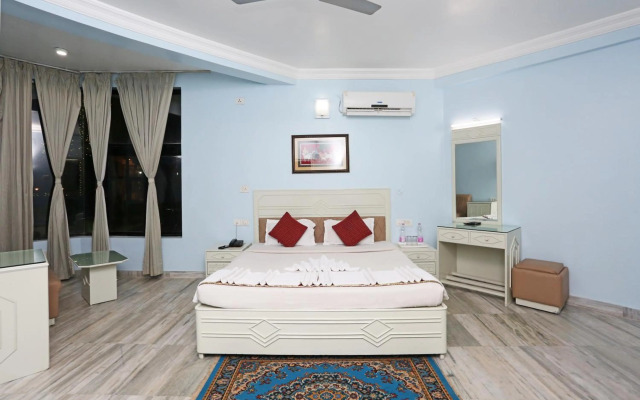 Hotel Niladri Premium