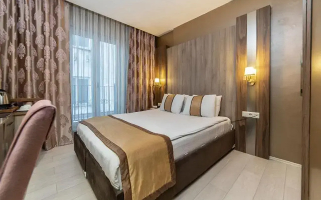 Royal Capital Hotel