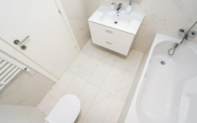 Zen Studio - 1R peaceful apartment in Central Stefan cel Mare