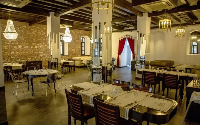 Panderma Port Hotel
