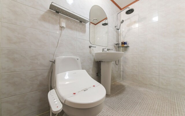 Sokcho Ritz Hotel
