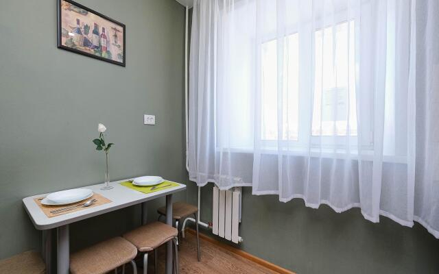 В гости на улице Челюскинцев 14/1