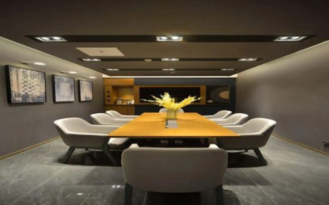 Aifeel Hotel