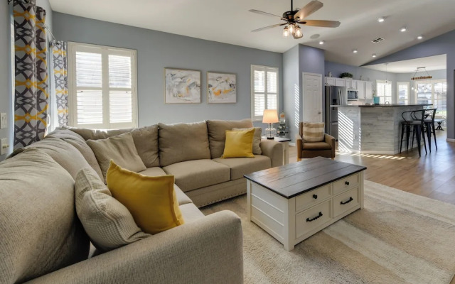 Putting Green & Fenced Yard: Charming Gilbert Home