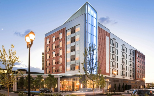 Hyatt Place Cleveland / Westlake / Crocker Park