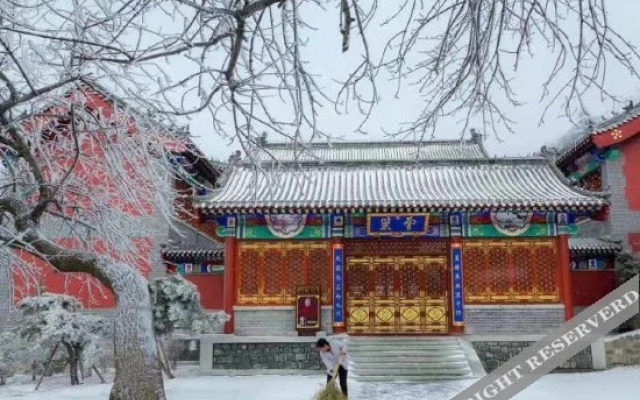 Yunchao Hotel