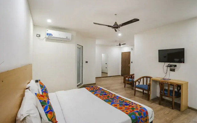 OYO TOWNHOUSE 390 The Madhav Sector 58 Noida