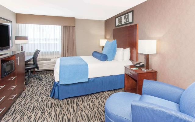 Wyndham Garden Elk Grove Village/O'Hare