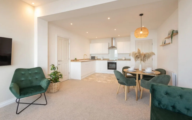 Host Stay Apartment 2 King s Court