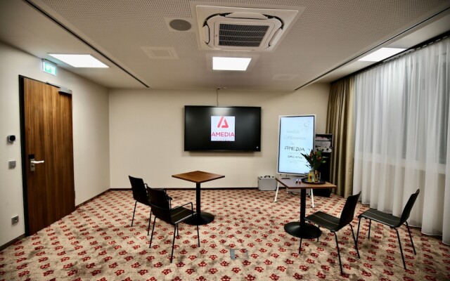 Amedia Hotel & Suites Dachau Trademark by Wyndham