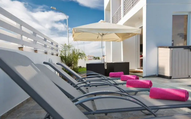 Cyprus Villa Pearl 14 Gold