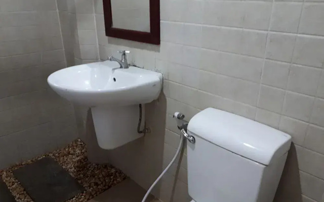 Amporn Riverside Resort
