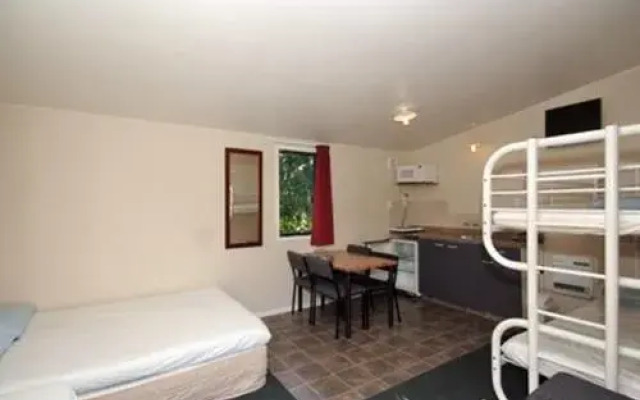 Omokoroa Kiwi Holiday Park