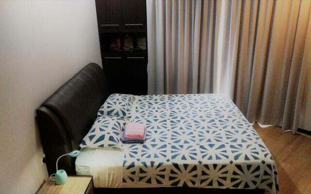 PJ8 Service Suite 2 Bedrooms Near Train Station