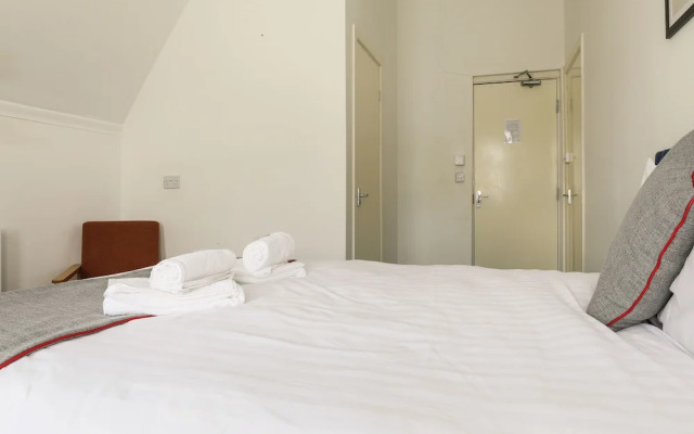 OYO Hala Guest House