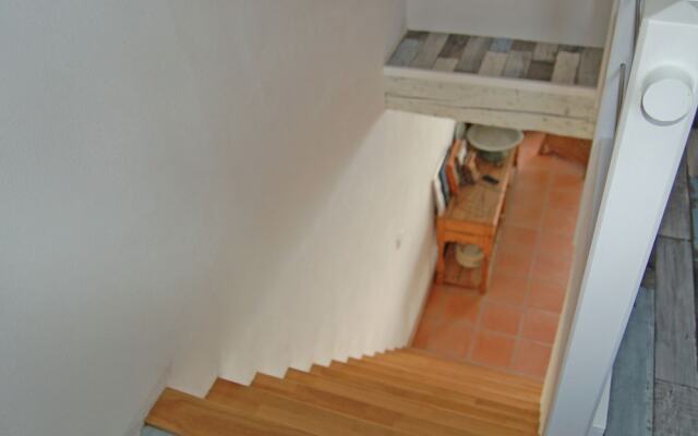 Classy Apartment in La Turbie With Fenced Garden