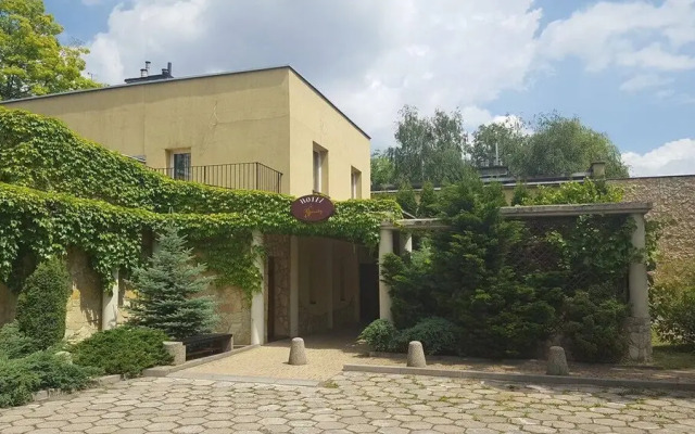 Trzy Światy
