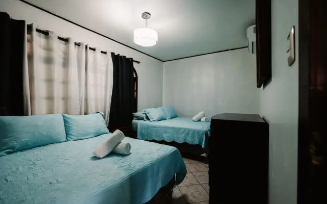 Casa de Playa - Playa Hermosa Jaco