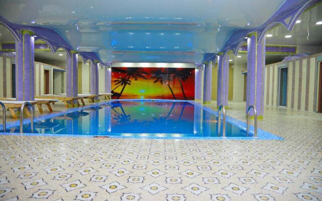 Hotel Hon Saroy