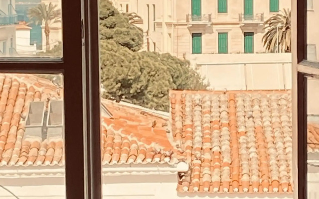 Faros Hotel