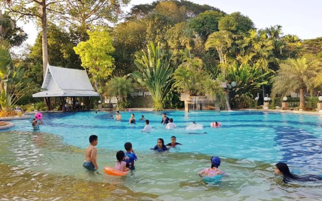 Supalai Pasak Resort and Spa (SHA Extra Plus)