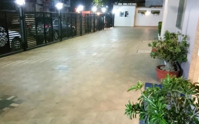 Hotel Shree Kanha Residency