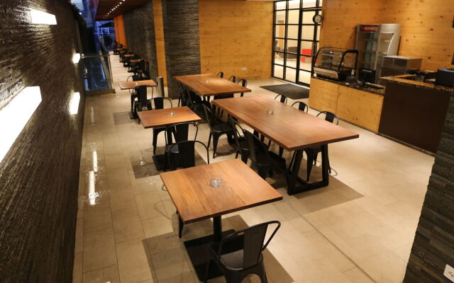 Grand Citihub Hotel @kajoetangan