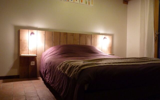 Chambres dhôtes Le Château Rouge