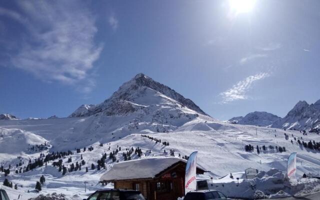 Modern ski-in apartment 2020m Kühtai