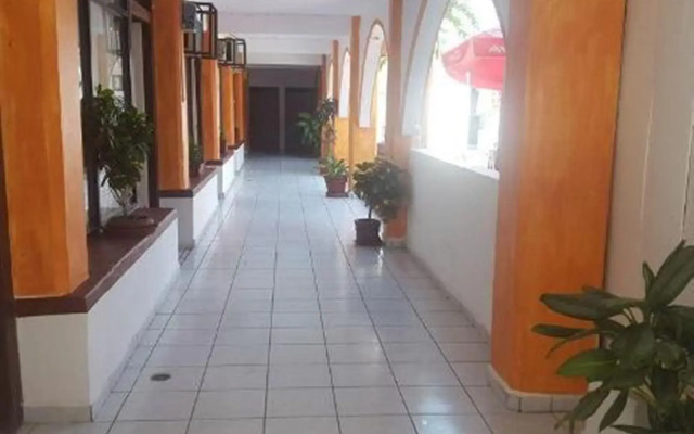 Hotel Suites Tropicana Ixtapa
