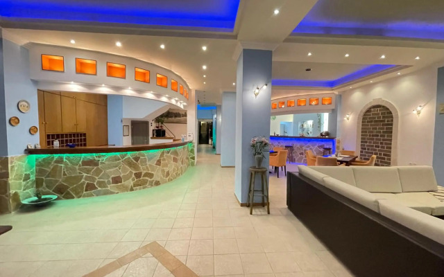 Hotel Flisvos