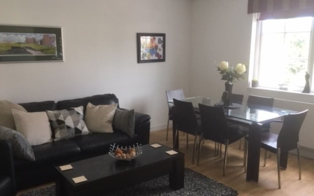 St Andrews Modern Flat 3 bed