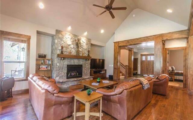 Virginia Rail Lane 9